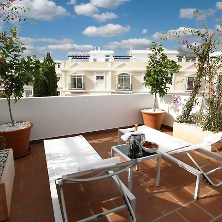 Spacious 2 Bed Duplex In Aloha Gardens Close To Puerto Banus * Marbella